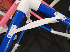 Brace for upper middle 3-way fitting